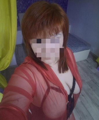 Я олицетворение женственности и чувственности. Мои услуги охватывают все, что ты можешь себе представить и еще больше. Воплотим твои самые сокровенные фантазии в реальность. Только для тебя я создам атмосферу полного удовлетворения и отдыха. Мои фото говорят сами за себя - я отражение великолепия и страсти. Оставь все заботы и позволь себе быть погруженным в мир наслаждения и наслаждаться мною. Мой адрес в Москве ждет тебя, давай создадим вместе незабываемые воспоминания. 😉🔥🌟 Вера
